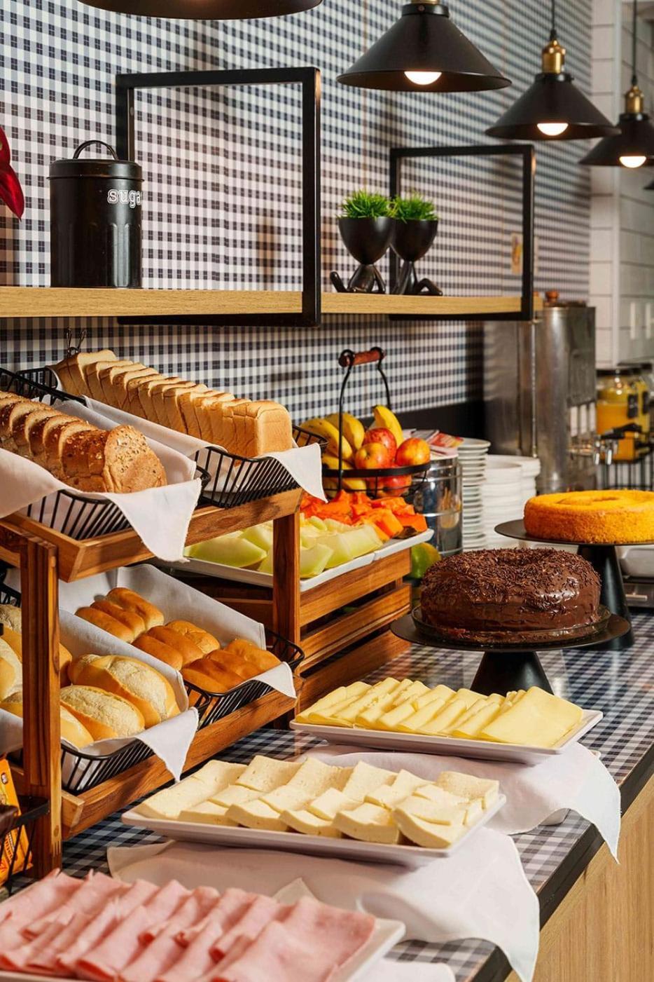 Uniclass Hotel Pinheiros Сао Паоло Екстериор снимка