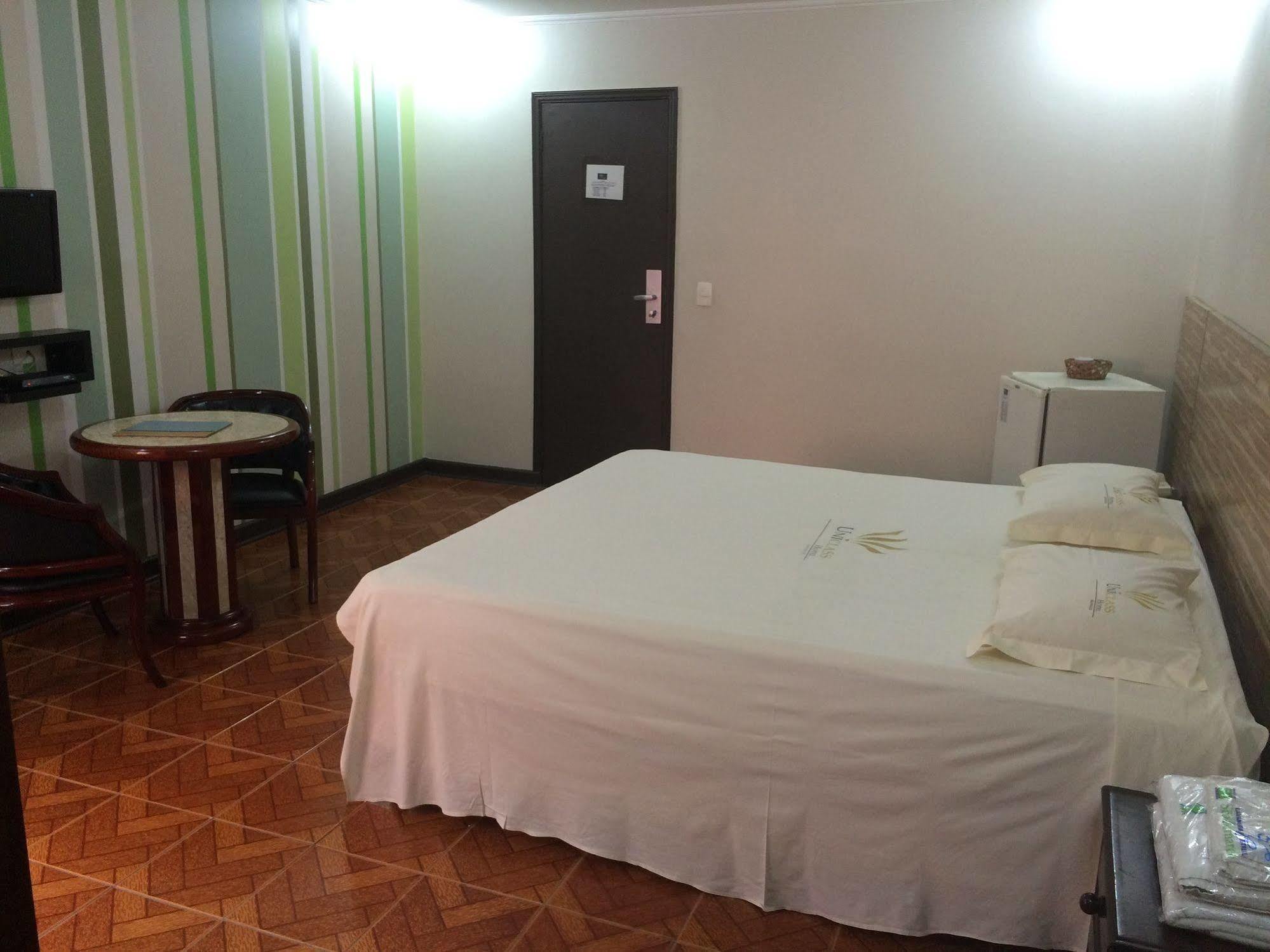 Uniclass Hotel Pinheiros Сао Паоло Екстериор снимка